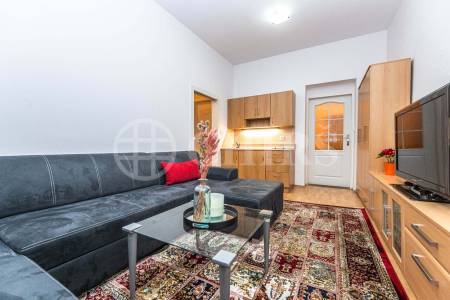 Pronájem bytu 4+kk, OV, 80m2, ul. U Santošky 1131/13, Praha 5 - Smíchov