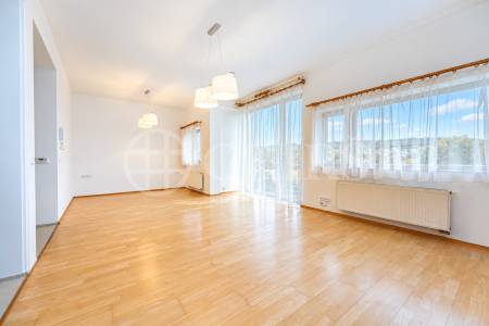Prodej bytu 2+kk, OV, 57m2, ul. Pod Homolkou 302/31, Praha 5 - Motol
