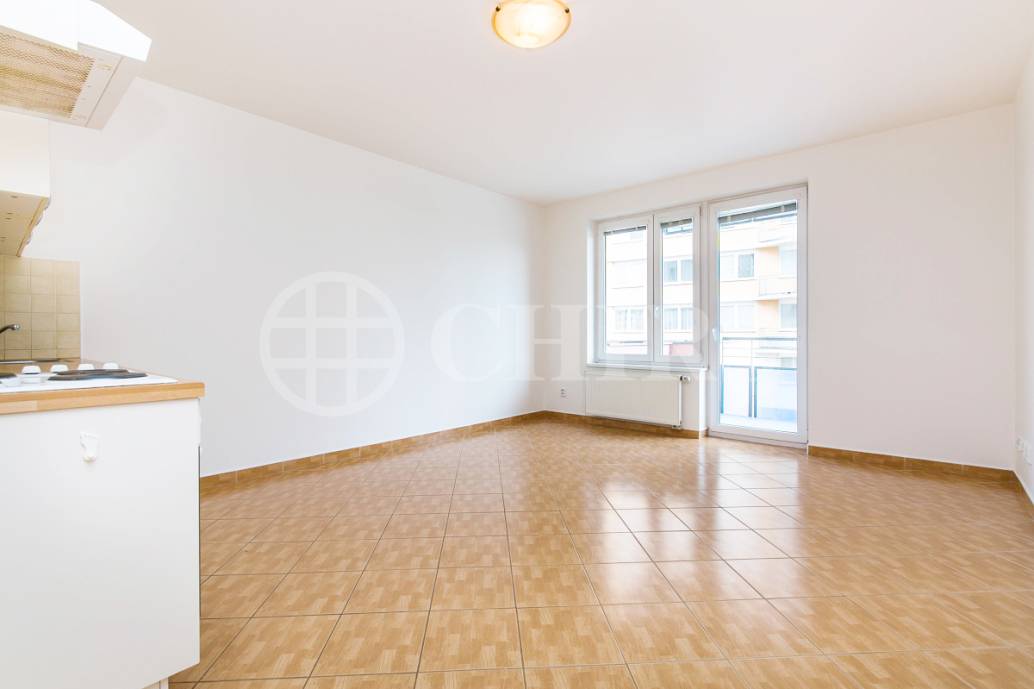 Prodej bytu 1+kk s balkonem, OV, 31m2, ul. Petržílkova 1435/31, Praha 5 - Stodůlky
