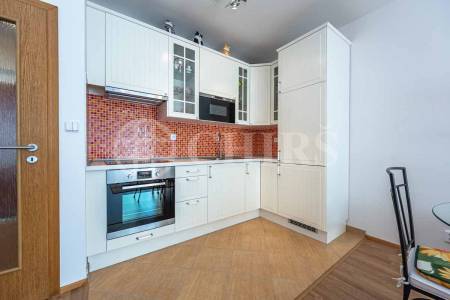 Prodej bytu 2+kk s lodžií, OV, 51m2, ul. Milotická 458/14, Praha 5 - Zličín
