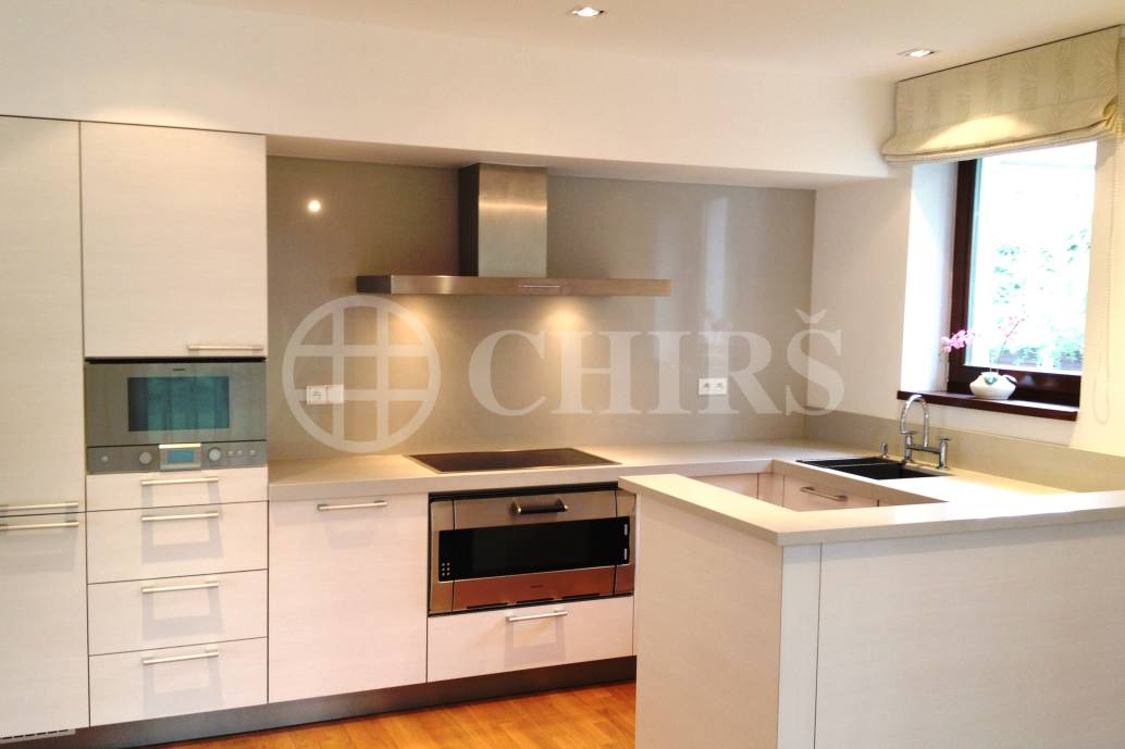 Prodej RD, 220m2, ul. Zelená 426, Praha - Západ, Statenice Prodej RD, 220m2, ul. Zelená 426, Praha - Západ, Statenice