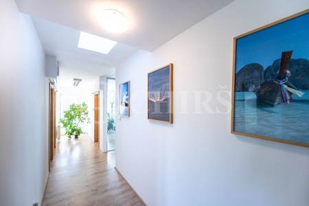 Pronájem kanceláře, OV, 20m2, ul. Armády 2793/26, Praha 5 - Stodůlky