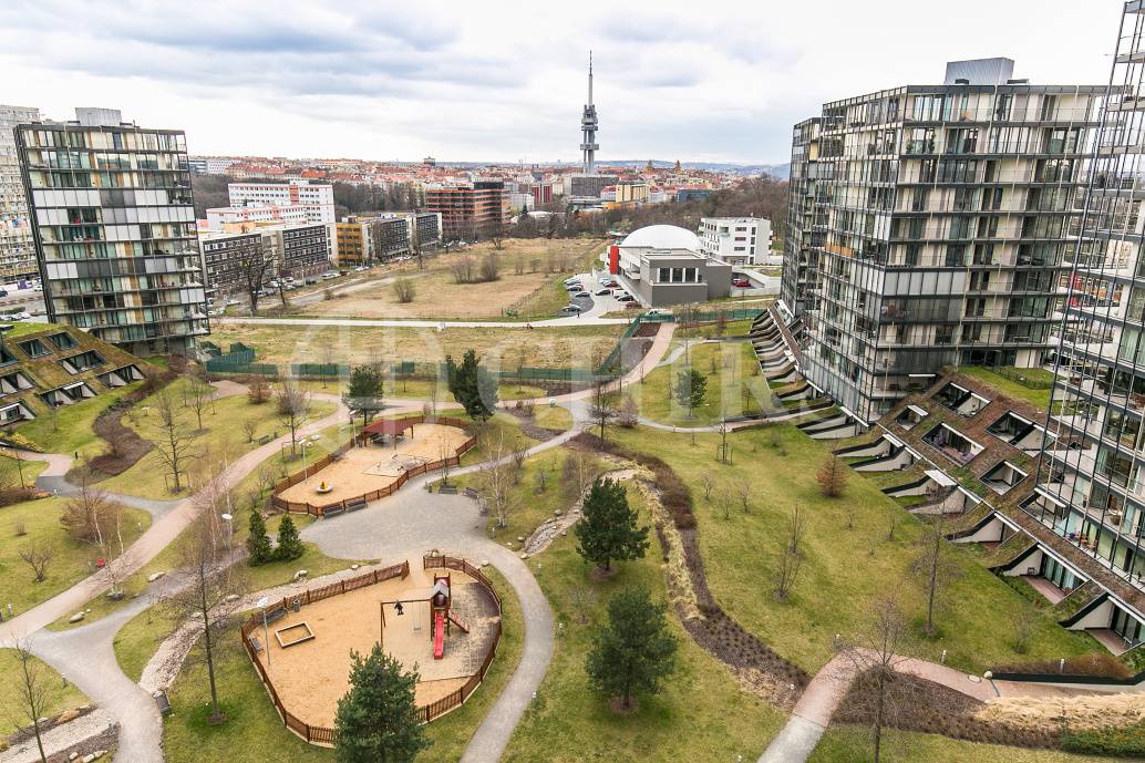 Prodej bytu 3+kk/L, OV, 103m2, ul. Ke Kapslovně 2855/5, Praha 3 - Žižkov