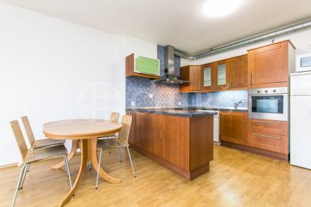 Prodej bytu 3+kk s terasou a garážovým stáním, OV, 84m2, ul. Harmonická 1384/11, Praha 5 - Stodůlky