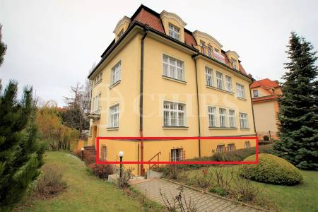 Pronájem komerčního objektu 3+1, OV, 86 m2, ul. Na Viničních horách 1834/24, Praha 6 - Hanspaulka