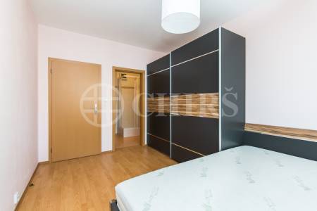 Prodej bytu 4+kk s lodžií a garážovým stáním, OV, 99m2, ul. Berlínská 1491/9, Praha 10 - Hostivař