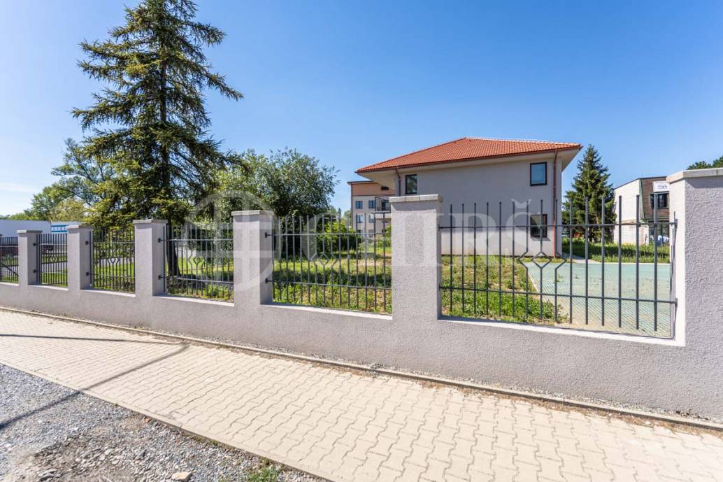 Prodej administrativní budovy 435m², pozemek 1.369m², ul. Masarykova 1586/230, Rudná u Prahy