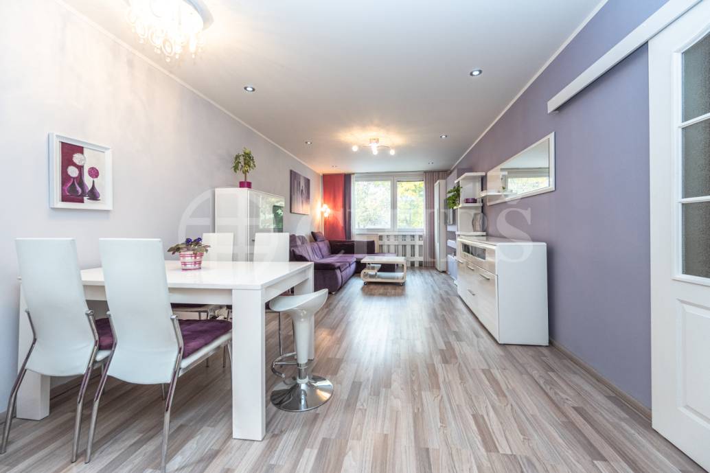 Pronájem bytu 3+kk s lodžií, 76 m², Voskovcova 961/4, Praha 5- Barrandov