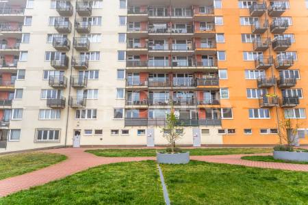Pronájem bytu 2+kk, OV, 51m2,Hnězdenská 767/2a, Praha-8 Troja  