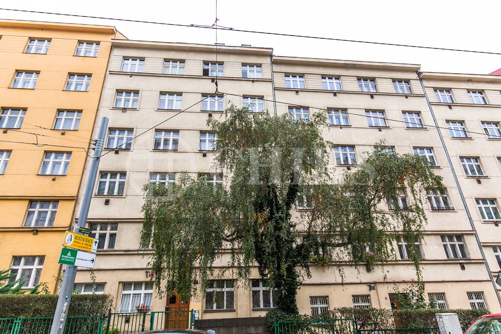Prodej bytu 3+kk/T, OV, 100m2, ul. Jičínská  1613/11, Praha 3 - Žižkov