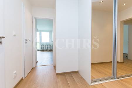 Pronájem bytu 3+kk s lodžií, OV, 72m2, ul.  Prosluněná 562/15 , Praha 5 - Hlubočepy