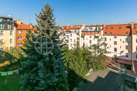 Prodej bytu 1+1, OV, 41m2, ul. Za Pohořelcem 695, Praha 6 - Střešovice