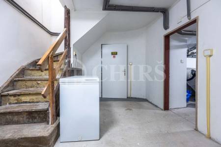 Prodej rodinného domu 6+kk s garáží a klubovnou, ul. Stradonická 28, obec Nižbor, okres Beroun