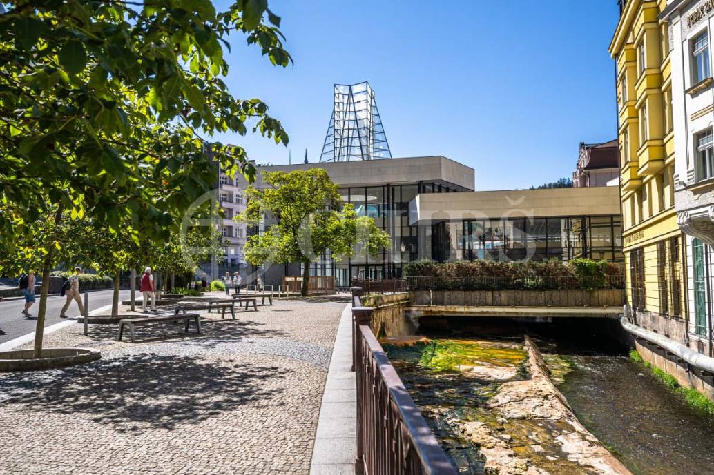Prodej bytu 2+1, OV, 74m2, ul. Nábřeží Jana Palacha 1026/22, Karlovy Vary
