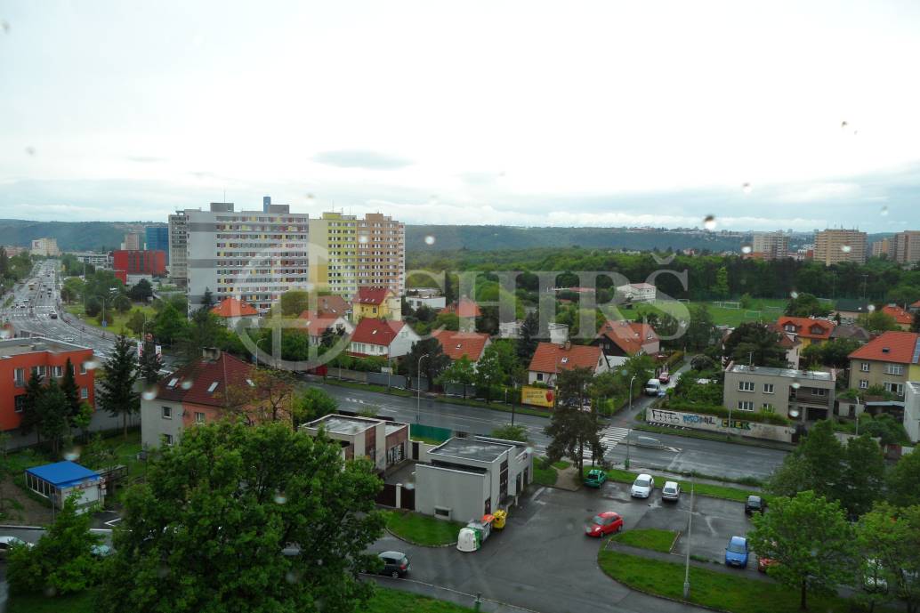 Pronájem bytu 3+1/L, OV, 80m2, ul. Cholupická 689/23, P-4 Kamýk