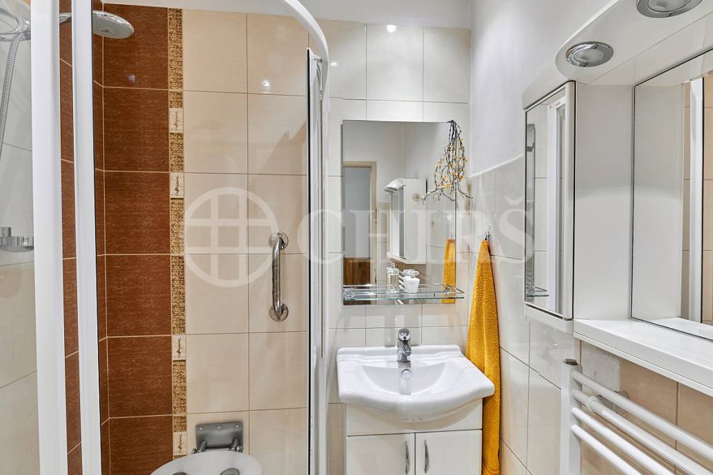 Prodej bytu 3+1/L s garáží, OV, 70m2, ul. U lomů 2205/5, Plzeň