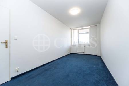 Prodej bytu 2+kk s balkonem, OV, 68m2, ul. Trnkovo náměstí 1112/1, Praha 5 - Hlubočepy