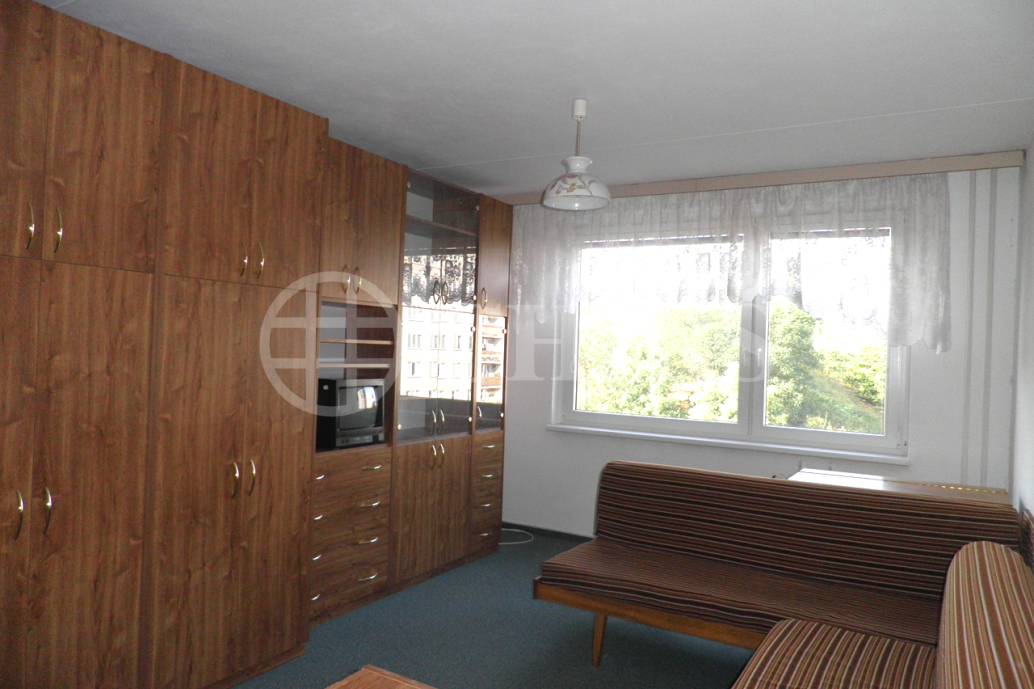 Prodej garsoniery,OV,30m2, ul.Vitošská 3415, P-12  Modřany