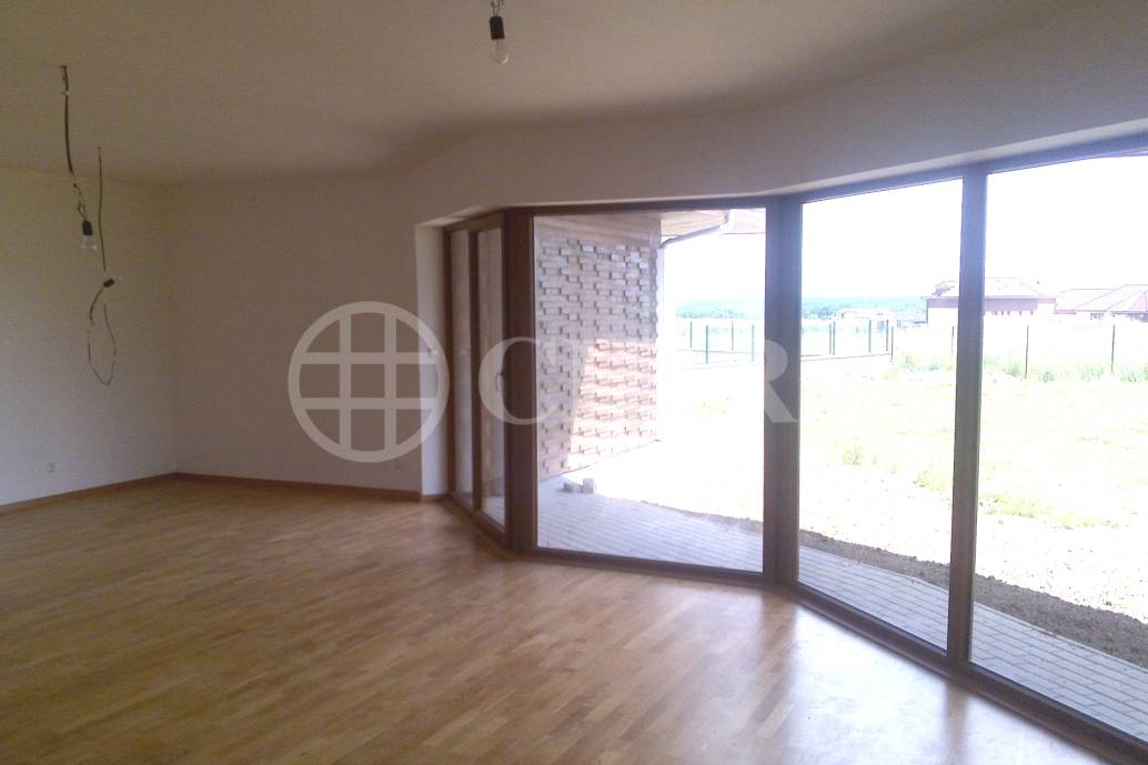 Prodej rodinného domu 4+kk/2xGS, OV, 180m2, Trnová u Jíloviště