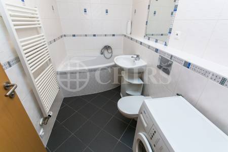 Pronájem bytu 1+1 s terasou, OV, 36m2, ul. Za zámečkem 744/7, Praha 5 - Jinonice