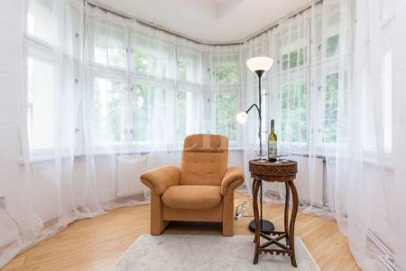 Prodej vily, OV, 233m2, ul. V Dolích 308, Praha západ – Černošice