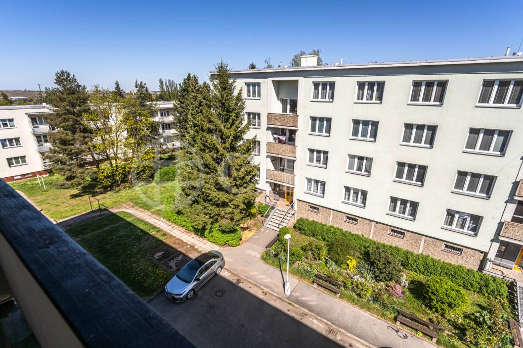 Prodej bytu 2+1 s lodžií, OV, 63 m2, Nedašovská 336/24, Praha 5 – Zličín
