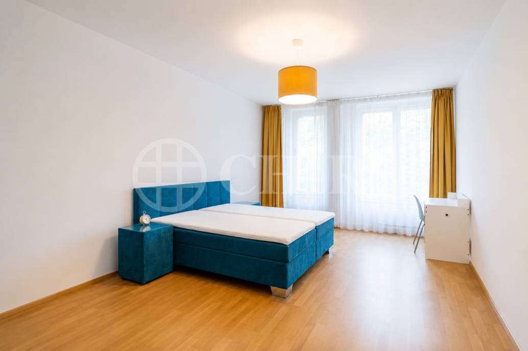 Pronájem bytu 4+kk s lodžií, OV, 152m2, ul. Švédská 1010/15, Praha 5 - Smíchov