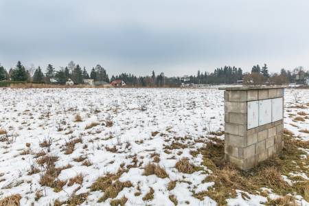 Prodej pozemků, OV, od 1885m2 do 3351m2, ul. Na Lukách, Unhošť, Středočeský kraj