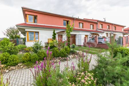 Prodej RD 5+kk, OV, 170m2, ul. Okružní 1027, Praha západ – Velké Přílepy