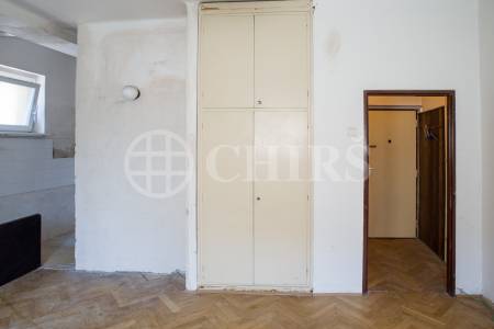 Prodej bytu 1+kk, DV, 31 m2, ul. Nad Kajetánkou 230/25, Praha 6 - Břevnov