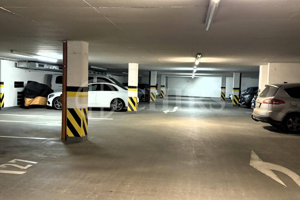 Prodej garážového stání, OV, 15 m2, ul. Klausova 1360/13b, Praha 5 - Stodůlky