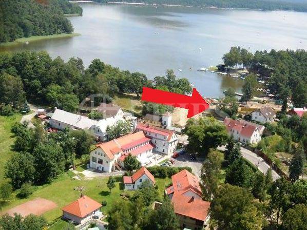 Prodej chaty 2+kk, 55,15m2/T v rezidenci nad Máchovým jezerem 
