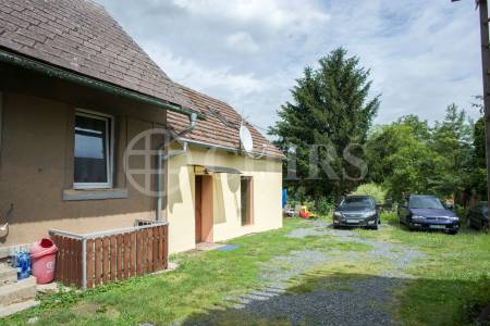 Prodej RD 5+2 kk, cca 110 m2, pozemek 933 m2, obec Železná (Beroun)