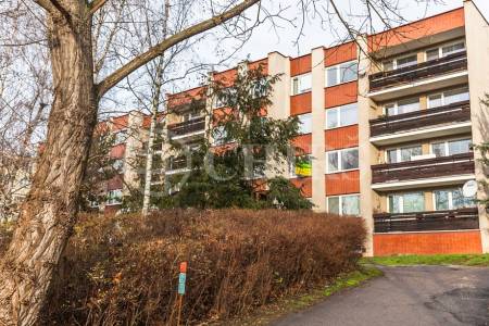 Pronájem bytu 2+kk, OV, 48m2, ul. Zahradníčkova 1126/18, Praha 5 - Košíře