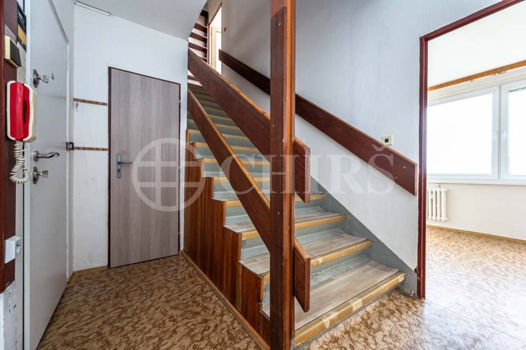 Prodej bytu 4+1 s lodžií, OV, 107 m2, ul. Suchý Vršek 2136/5, Praha 5 - Stodůlky