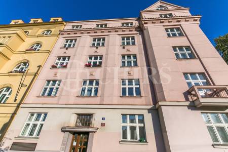 Pronájem bytu 2+kk, OV, 56 m2, ul. Svatovítská 504/2, Praha 6 - Dejvice