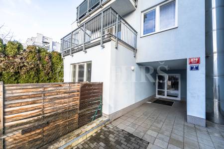 Pronájem bytu 3+kk, OV, 79 m2, ul. Dělená 976/3, Praha 5 - Řeporyje