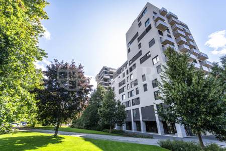 Pronájem bytu 2+kk s garážovým stáním a sklepem, OV, 44 m2, ul. Hábova 3209/5b, Praha 13 - Stodůlky