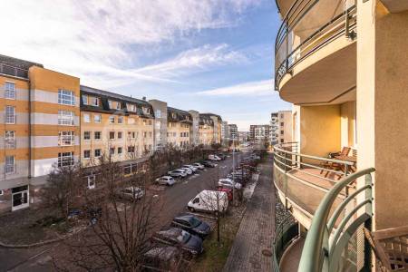 Prodej bytu 3+kk s lodžií, OV, 82m2, ul. Voskovcova 1130/30, Praha 5 - Hlubočepy