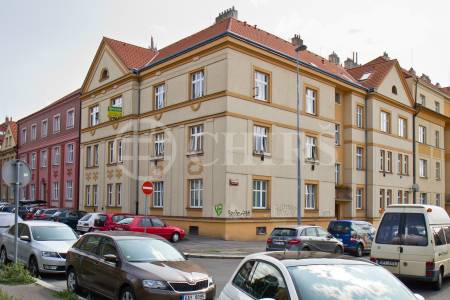Prodej bytu 2+1, OV, 97m2, ul. Pod Rapidem 491/8, Praha 10 - Strašnice