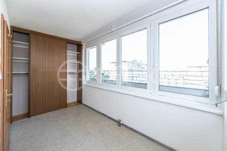 Pronájem mezonetového bytu 4+kk se dvěma terasami, OV, 109 m2, Sluneční náměstí 2560/4, Praha 5 - Hůrka
