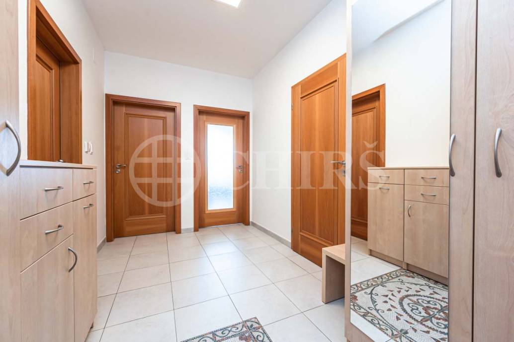 Prodej bytu 2+kk s lodžií, OV, 61m2, ul. Vidoulská 760/4, Praha 5 - Jinonice