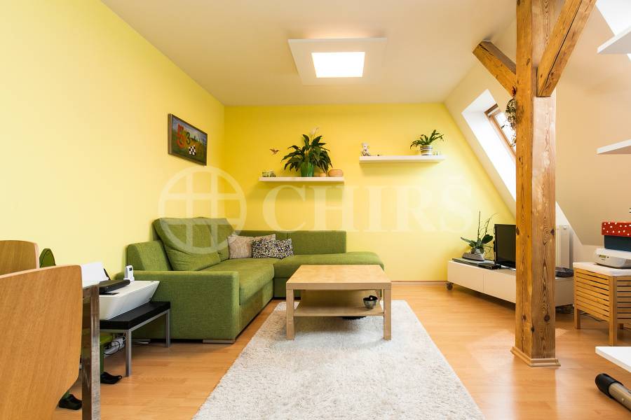 Prodej bytu 2+kk, OV, 70 m2, ul. Dukelských hrdinů 691/33, Praha 7 - Holešovice