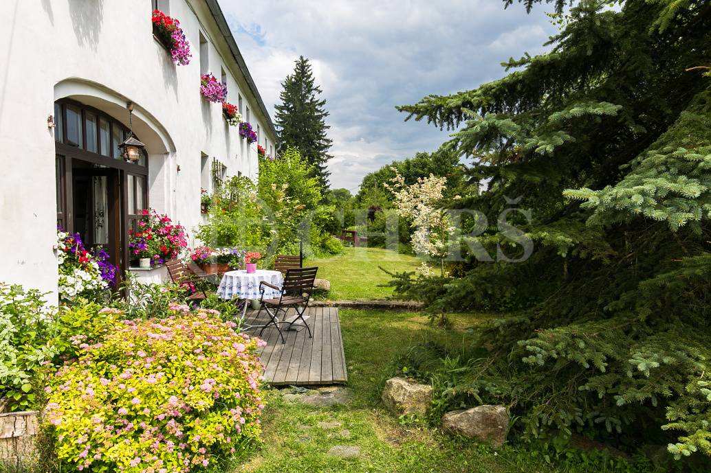 Prodej rodinného domu 13+1, OV, 460m2, Prameny 15, okr. Cheb, Karlovarský kraj