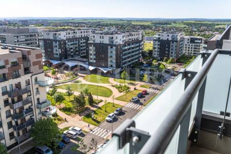 Prodej bytu 2+kk s lodžií a garážovým stáním, OV, 58m², ul. Svitákova 2818/9, Praha 5 - Stodůlky