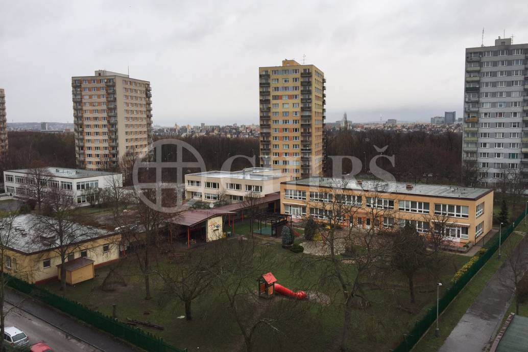 Prodej bytu 3+1, DV, 74m2, ul. Novodvorská 1079, P-4 Braník