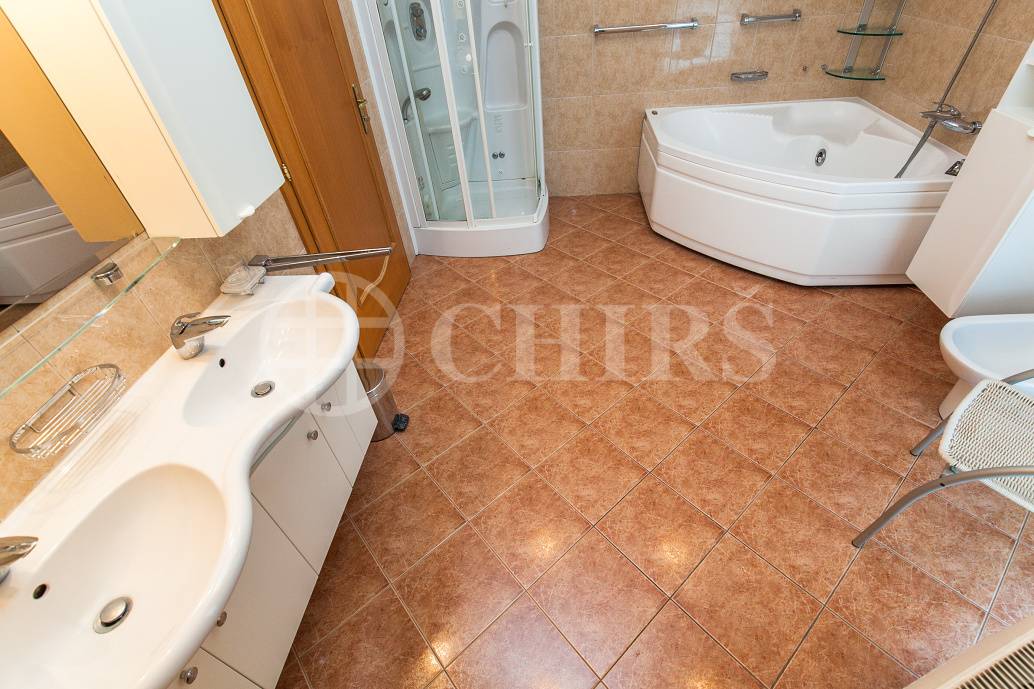 Prodej bytu 4+kk/T, OV, 170m2, ul. Klausova 2541/15, Praha 5 - Stodůlky