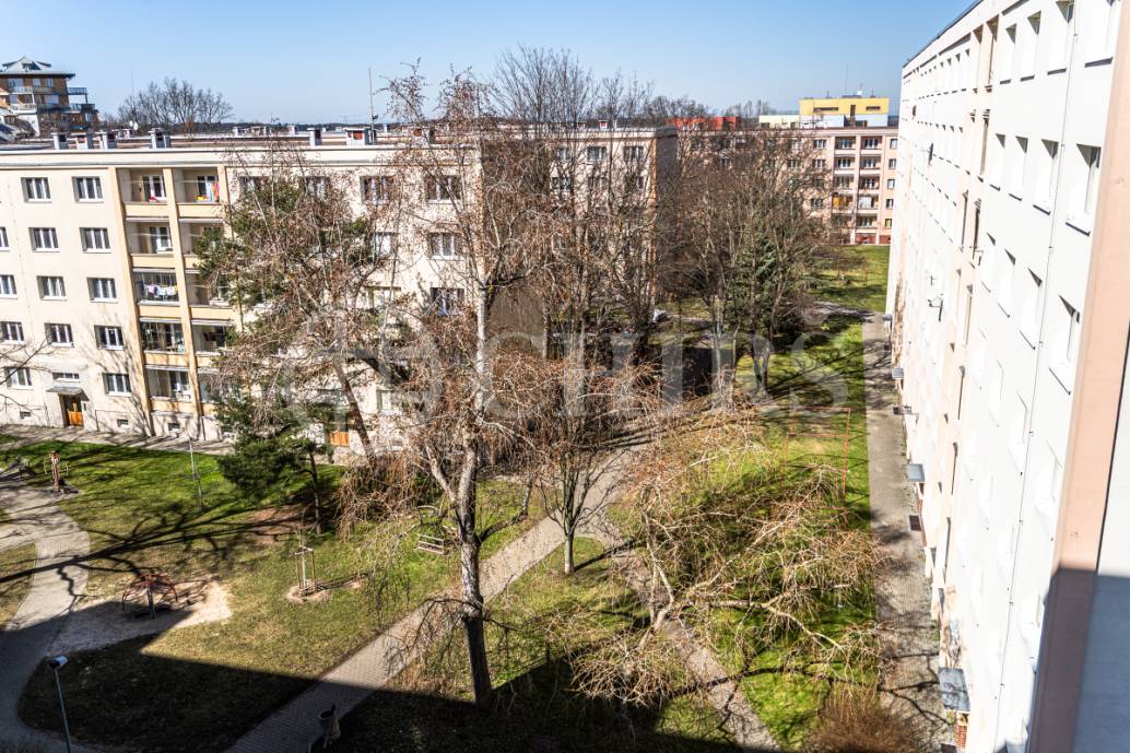 Pronájem bytu 2+1, OV, 57 m2, ul. Na Petřinách 295/58, Praha 6 - Veleslavín.