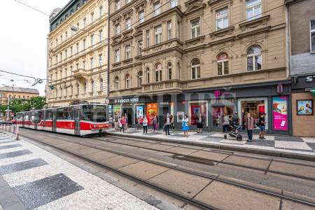 Pronájem komerčního objektu 1+1, OV, 39m2, ul. Lublaňská 3/63, Praha 2 - Vinohrady