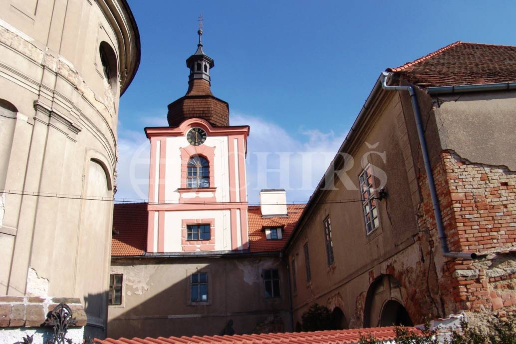 Prodej dominikánského kláštera , 3 500m2, Nové Dvory u Kutné Hory